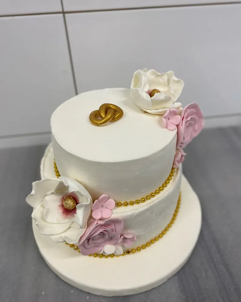 Bir ömür boyu mutluluklar dilemeli pasta – Nişan & Söz Pastası, Umay Patisserie İzmir
